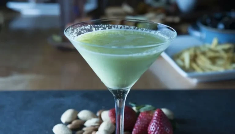 Pistachio Martini Recipe