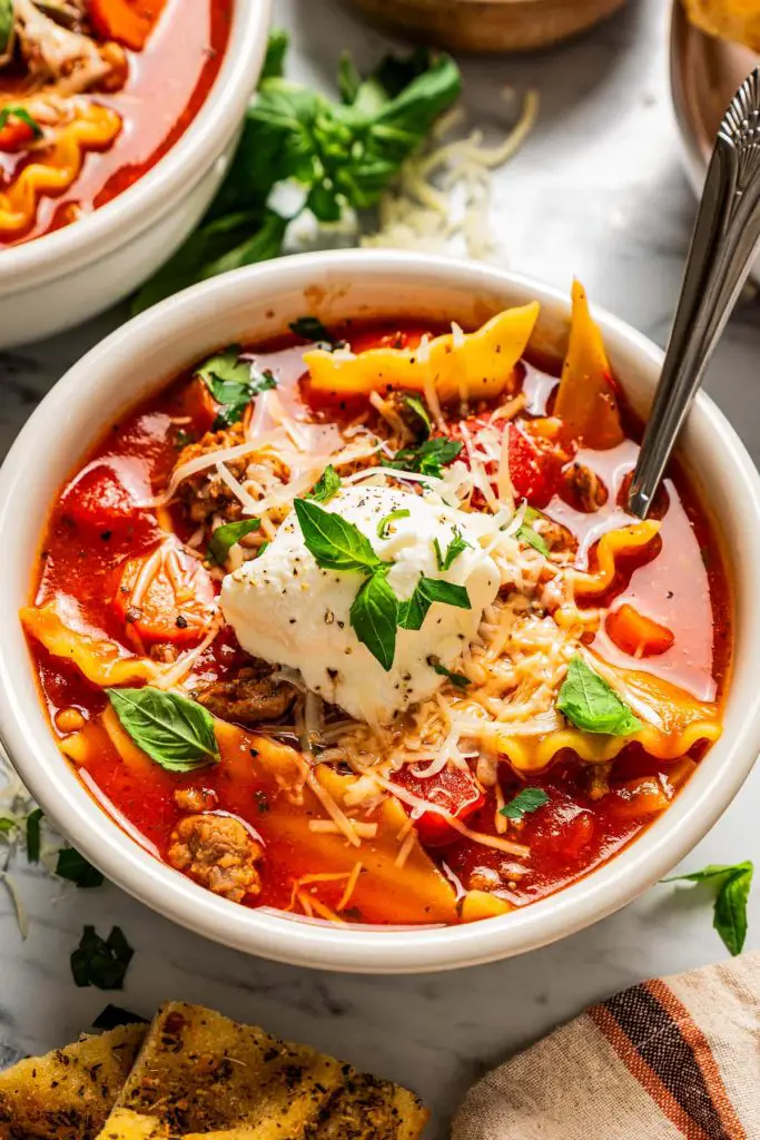 Delicious Crockpot Lasagna Soup Recipe